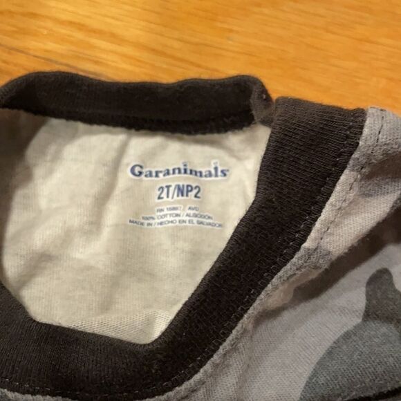 GARANIMALS 2 T T Shirt - Picture 2 of 3